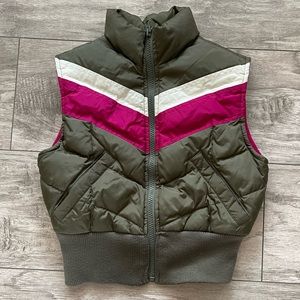 Old Navy Puffer Vest for Girls, Size Small.